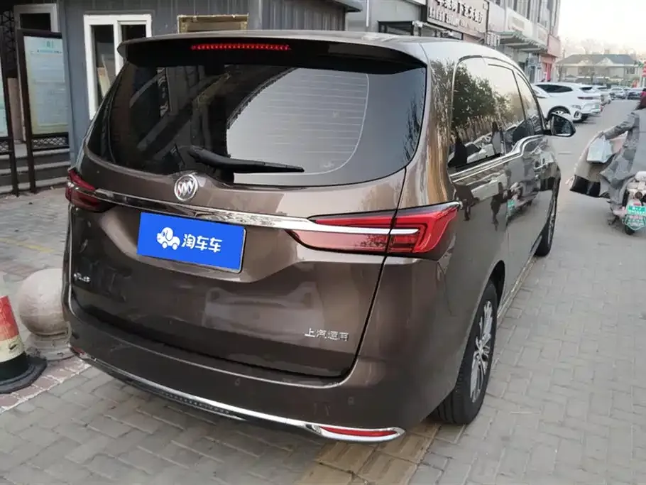 Buick GL8 2023 из CN, фото 3