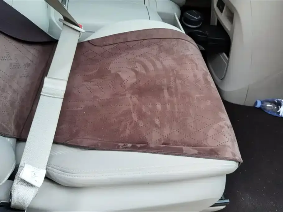 Buick GL8 2023 из CN, фото 8