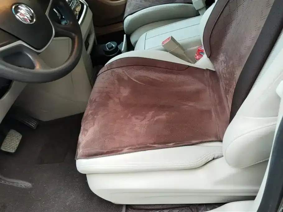 Buick GL8 2023 из CN, фото 9