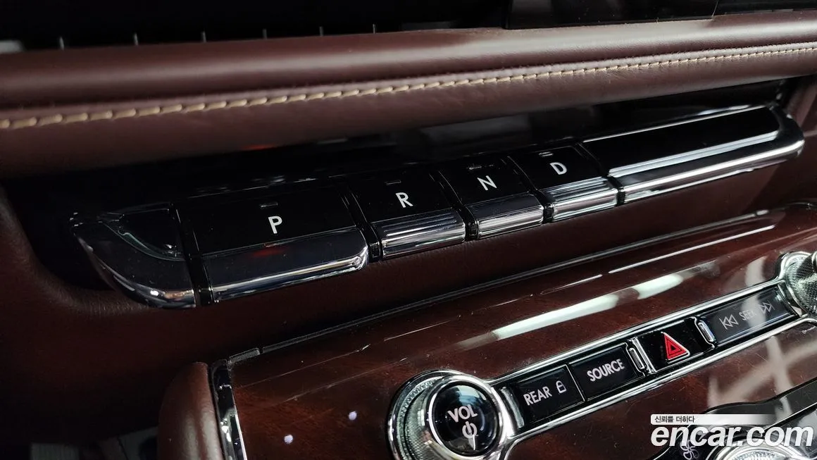 Lincoln Aviator — фото 9