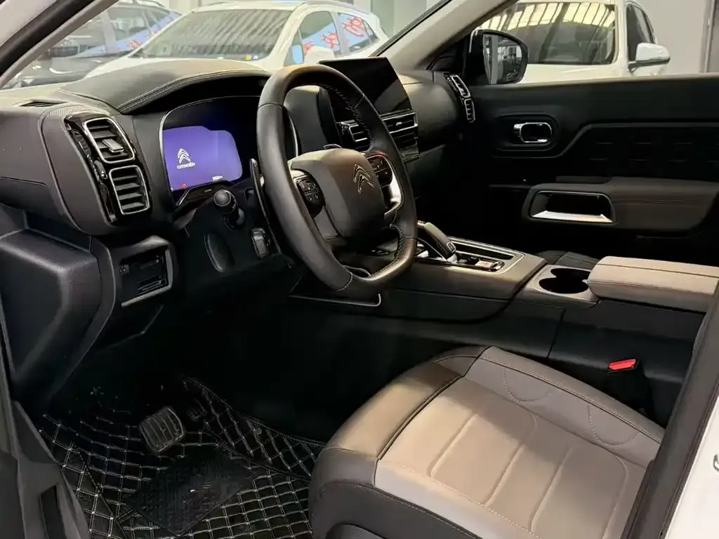 Citroen C5 AIRCROSS 2024 из CN, фото 4