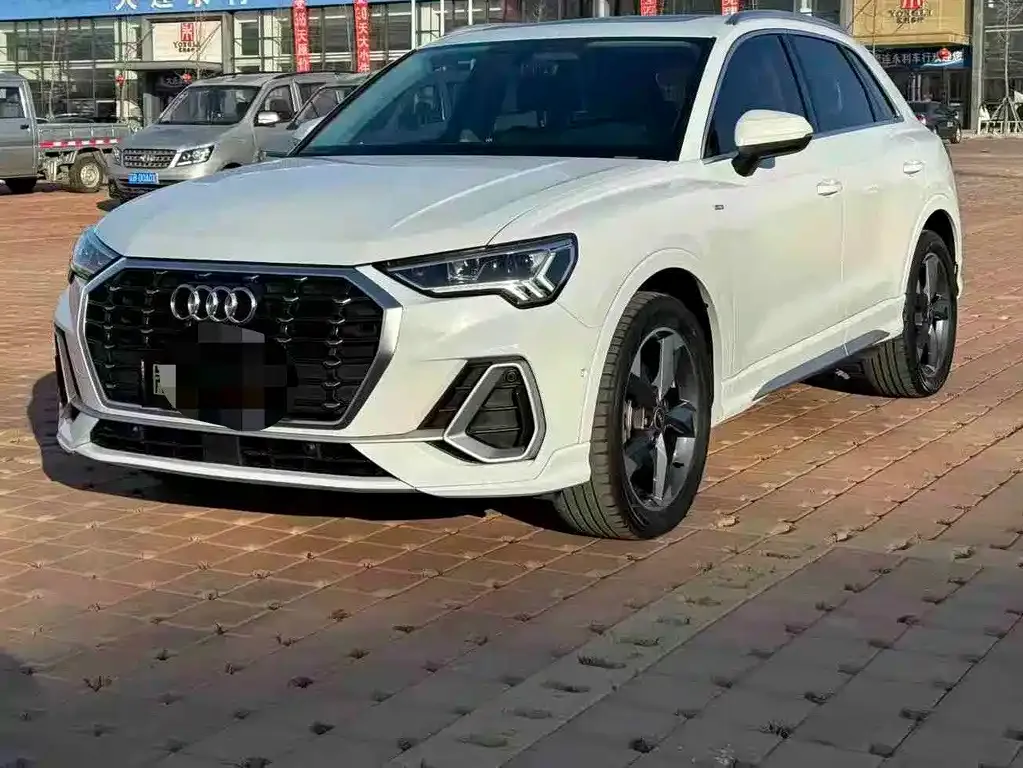 Audi Q3 2022 из CN, фото 1