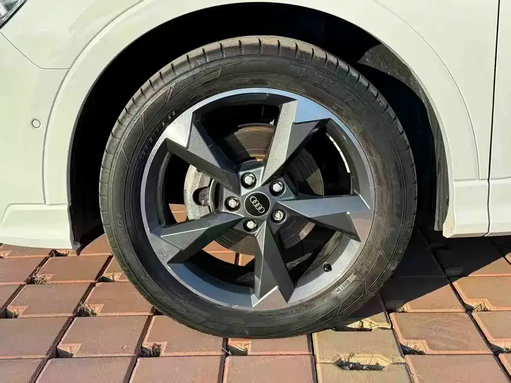 Audi Q3 2022 из CN, фото 10