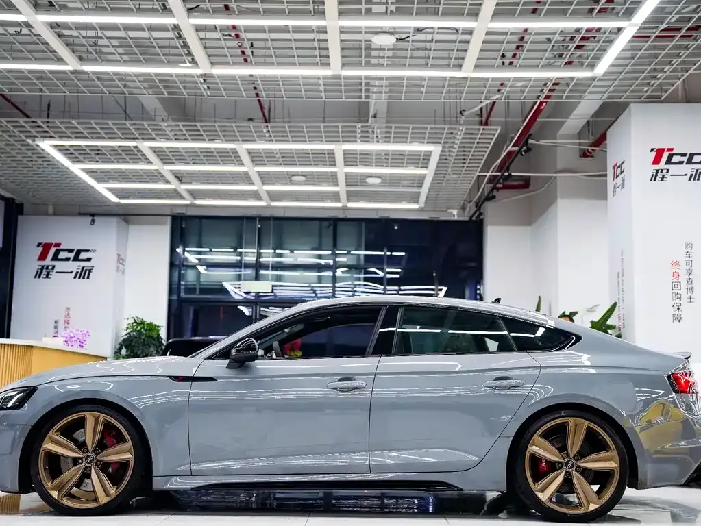 Audi RS 5 2022 из CN, фото 4