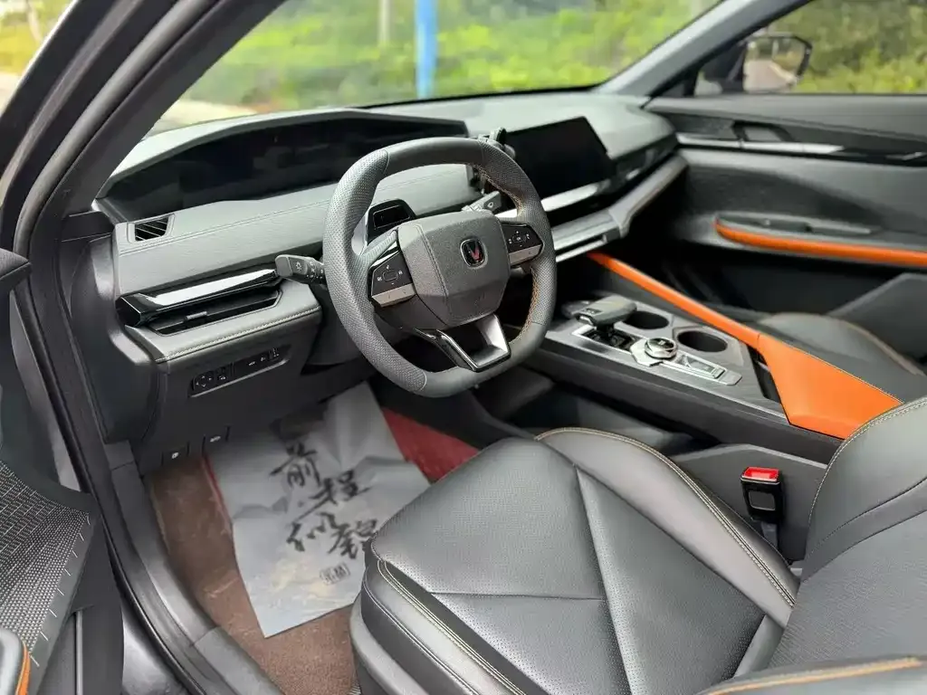 Changan UNI-V 2023 из CN, фото 4