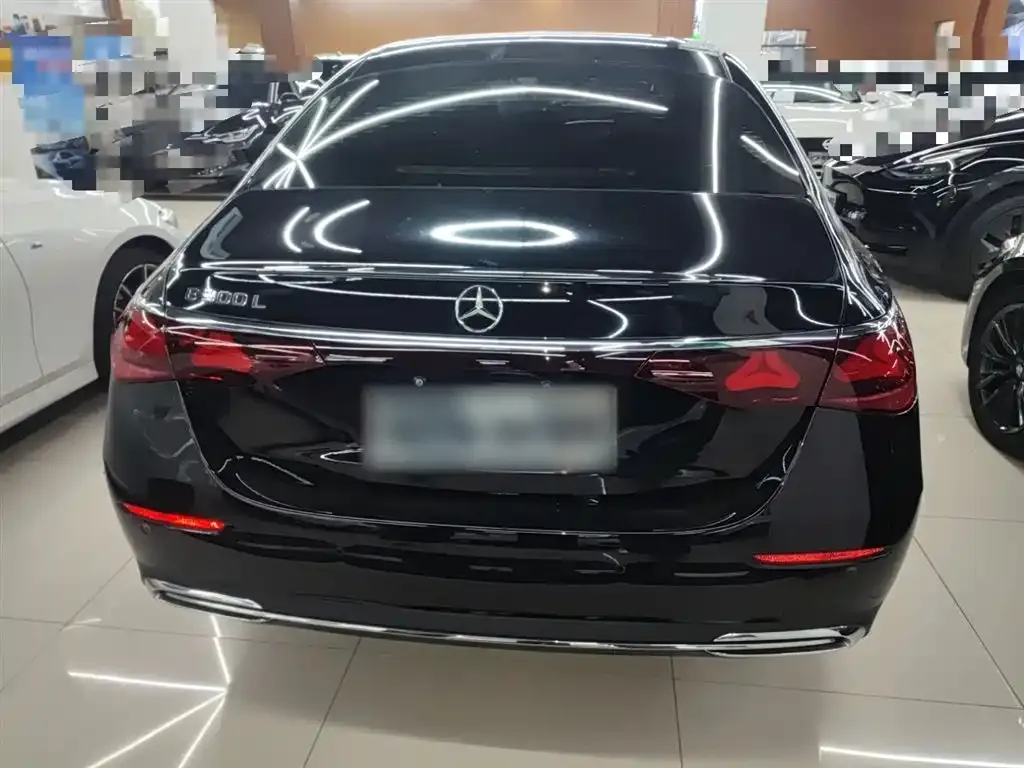 Mercedes-Benz E-Class 2024 из CN, фото 6
