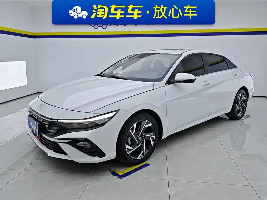 Hyundai Elantra 2024 из CN, фото 1