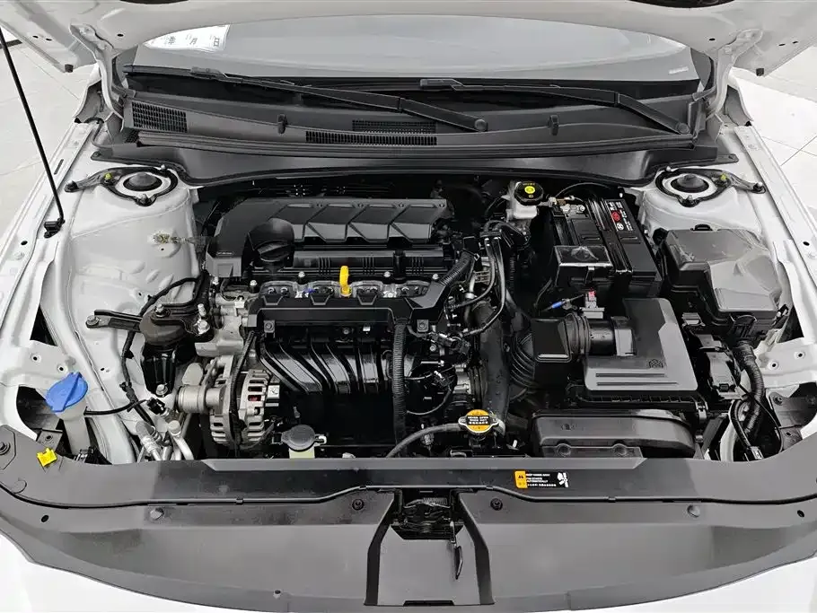 Hyundai Elantra 2024 из CN, фото 10