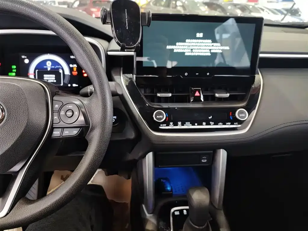 Toyota Frontlander 2024 из CN, фото 10
