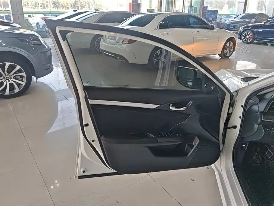 Honda Civic 2021 из CN, фото 7