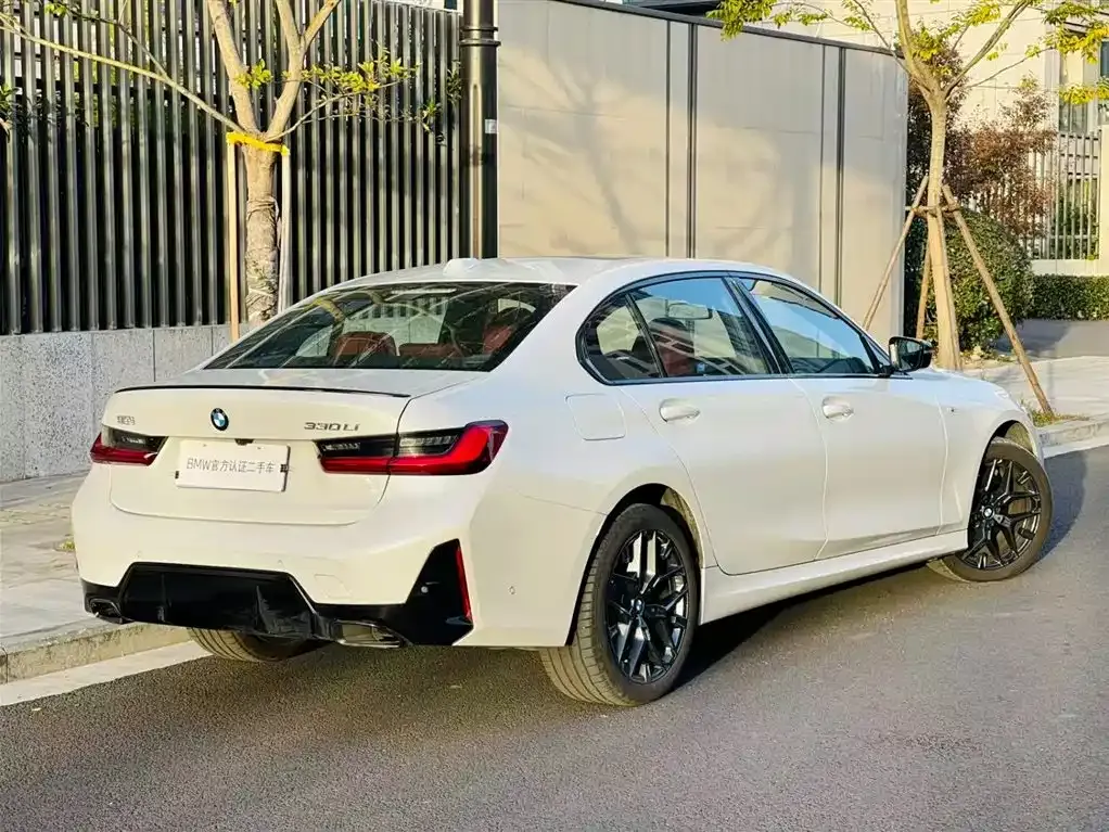 BMW 3 Series 2024 из CN, фото 3