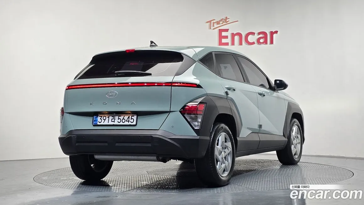Hyundai Kona — фото 2