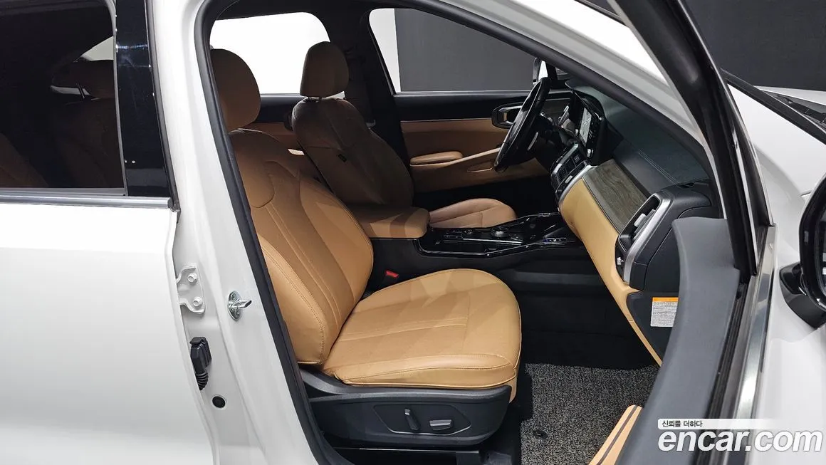 Kia Sorento — фото 10