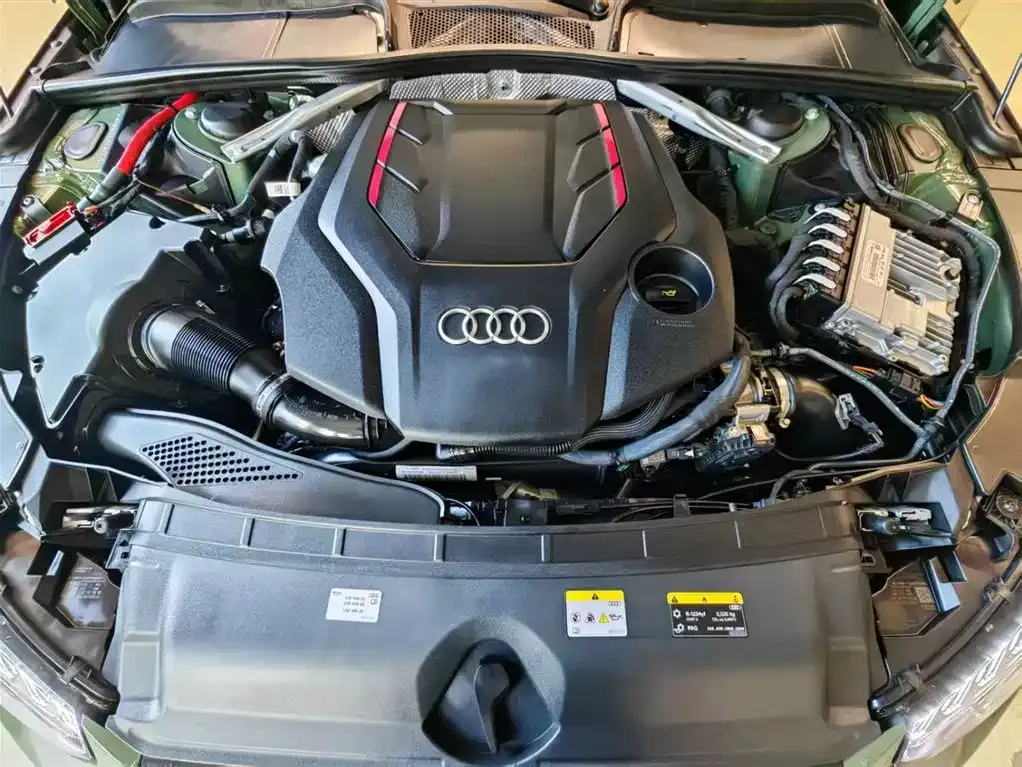 Audi S4 2024 из CN, фото 4