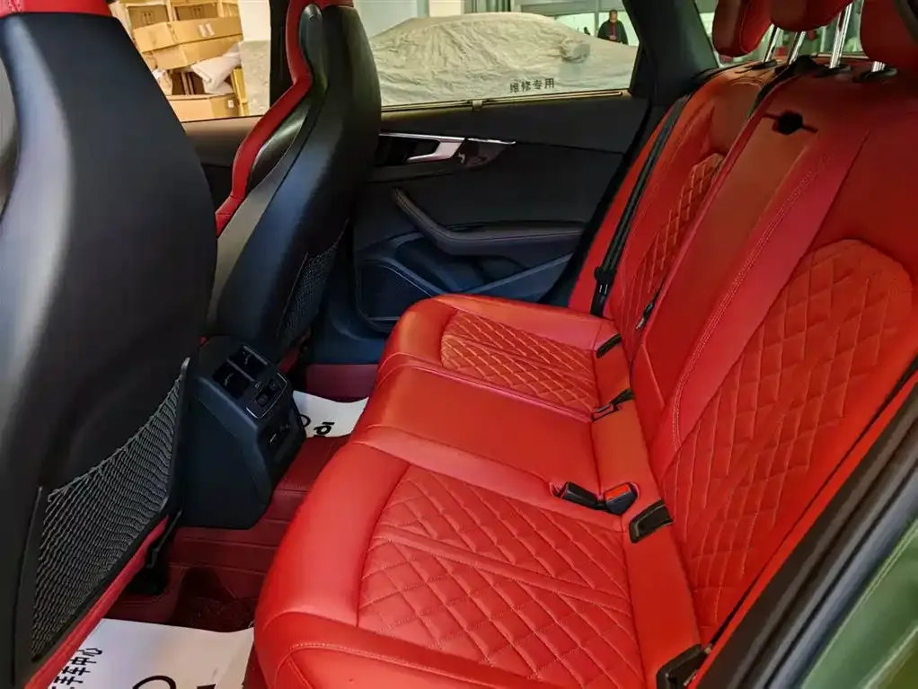 Audi S4 2024 из CN, фото 6