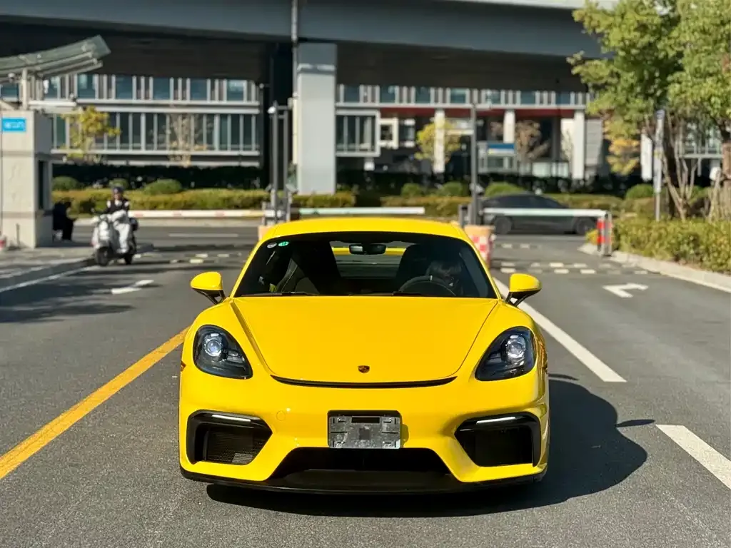 Porsche 718 2025 из CN, фото 1