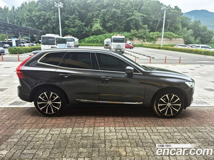 Volvo XC60 2023 из KR, фото 2