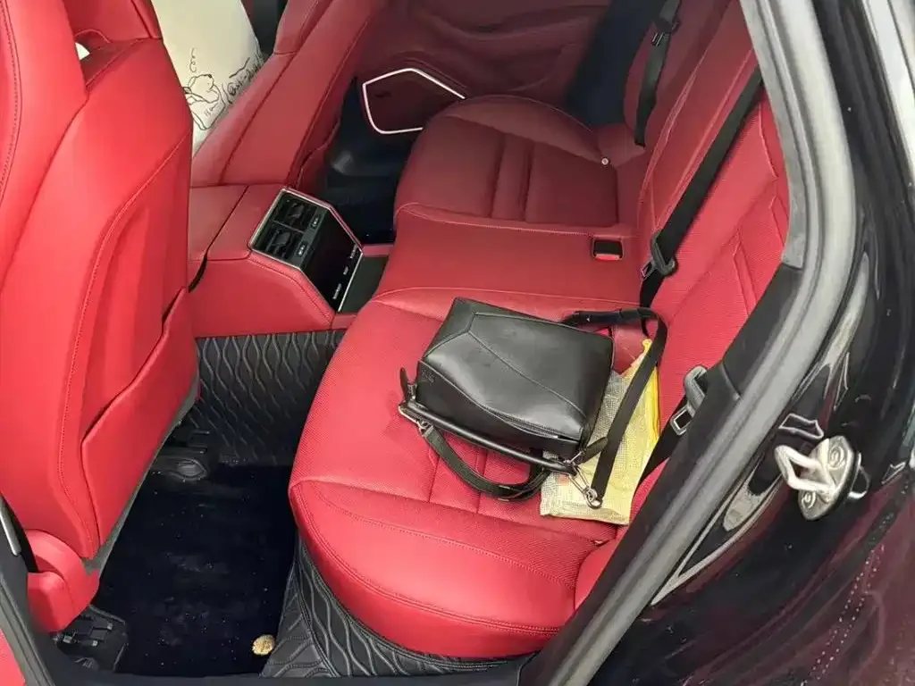 Porsche Panamera 2024 из CN, фото 6
