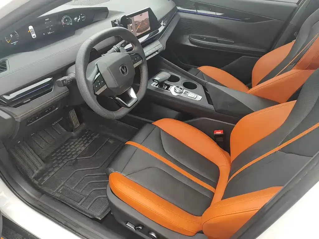 Changan UNI-V 2024 из CN, фото 7