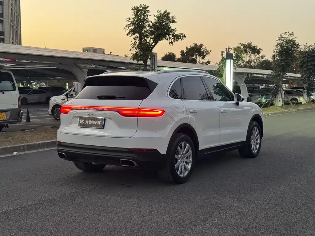 Porsche Cayenne 2022 из CN, фото 4