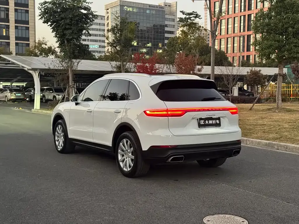 Porsche Cayenne 2022 из CN, фото 6