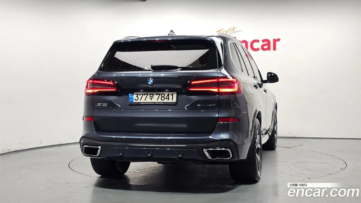 BMW X5 — фото 4