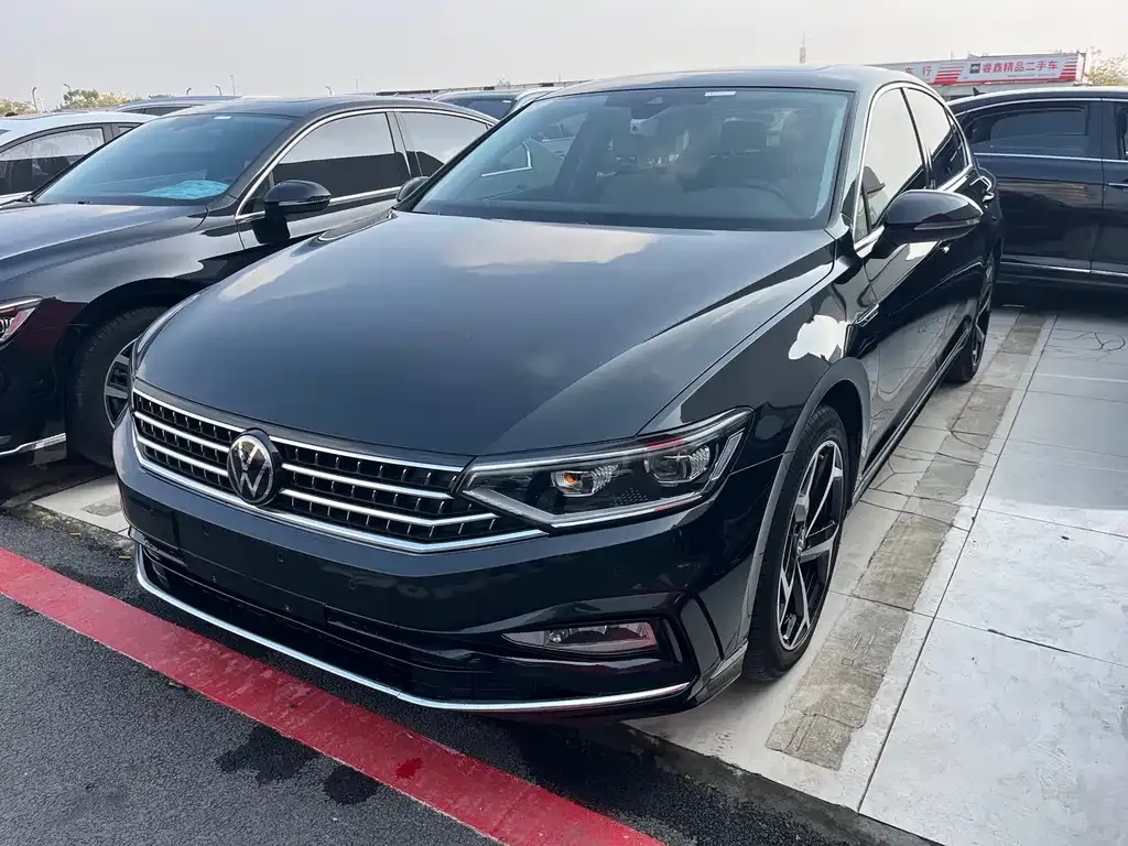 Volkswagen Magotan 2023 из CN, фото 1