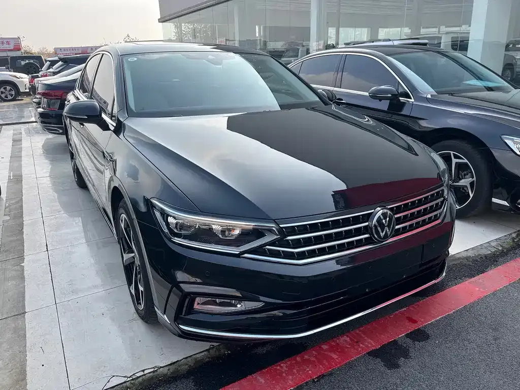 Volkswagen Magotan 2023 из CN, фото 3