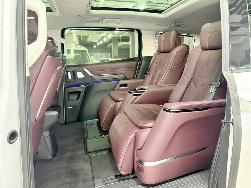Buick Century 2024 из CN, фото 9