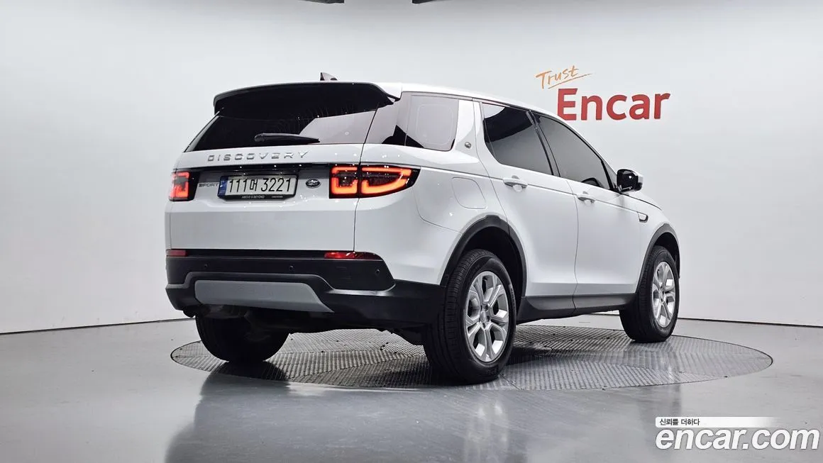 Land Rover Discovery Sport 2021 из KR, фото 2