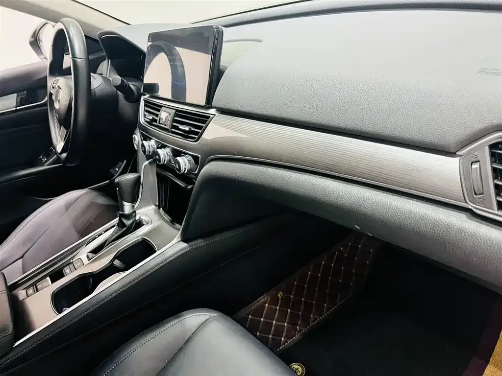 Honda Accord 2023 из CN, фото 10
