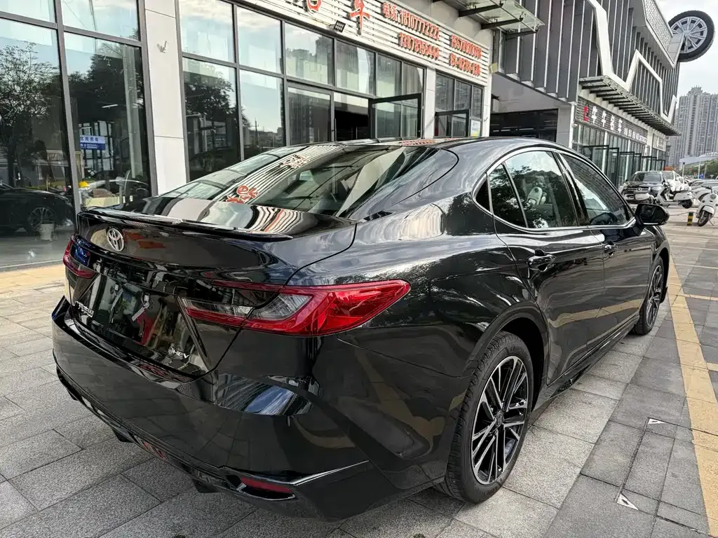 Toyota Camry 2025 из CN, фото 4