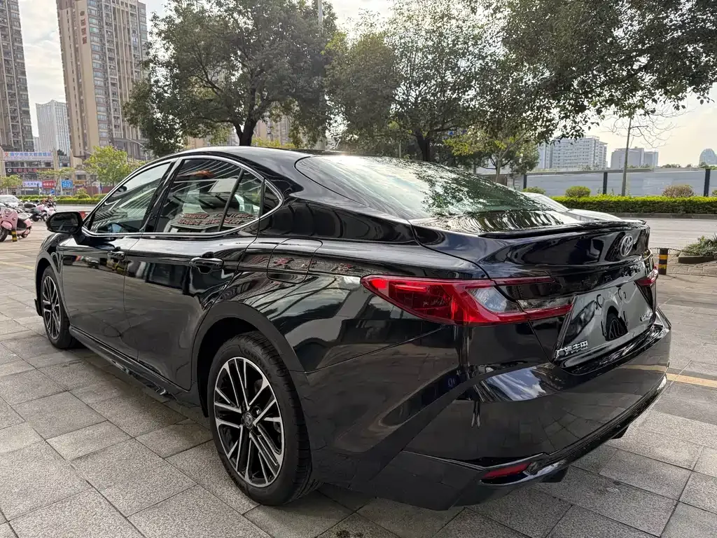 Toyota Camry 2025 из CN, фото 5