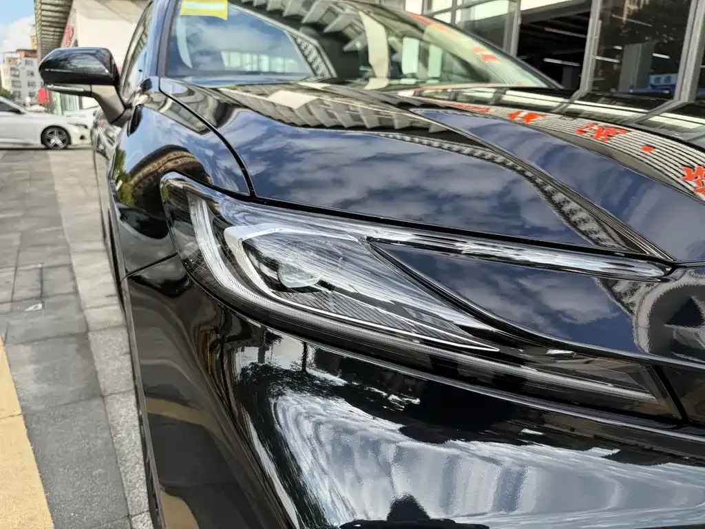Toyota Camry 2025 из CN, фото 8