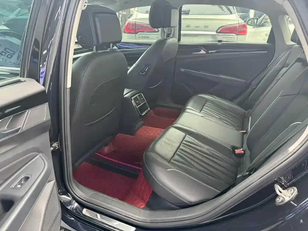 Volkswagen Passat 2022 из CN, фото 3