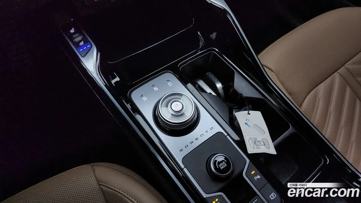 Kia Sorento — фото 9