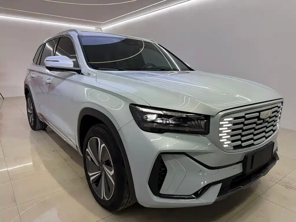 Geely Xingyue L — фото 8