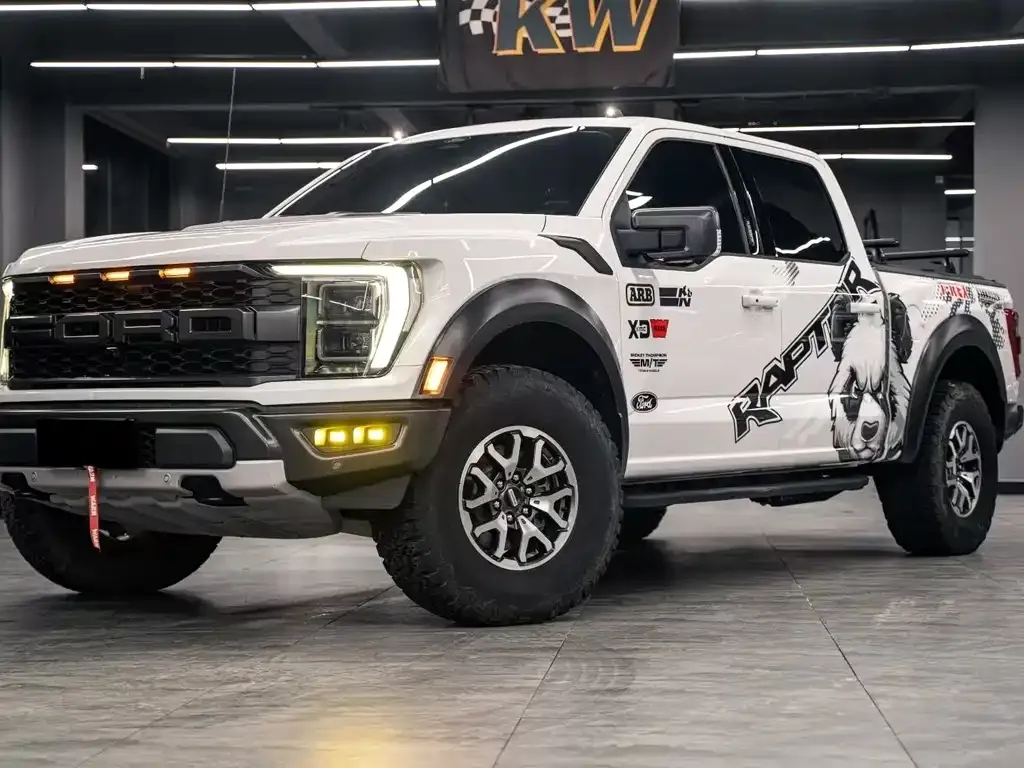 Ford F-150 Raptor 2023 из CN, фото 1