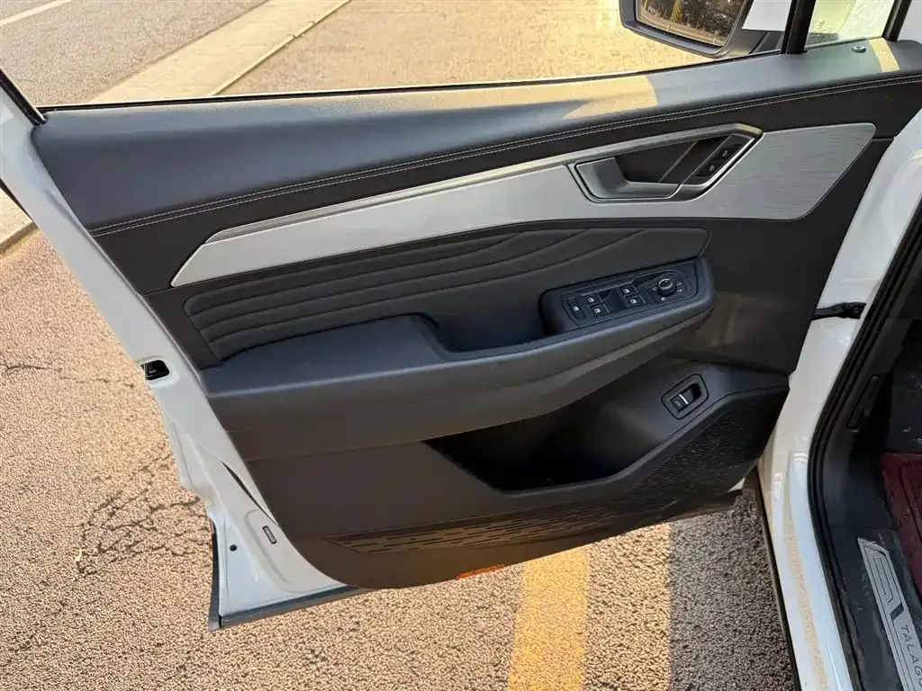 Volkswagen Talagon 2023 из CN, фото 6