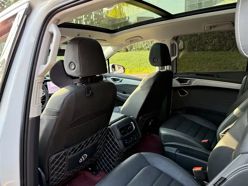 Volkswagen Talagon 2023 из CN, фото 9