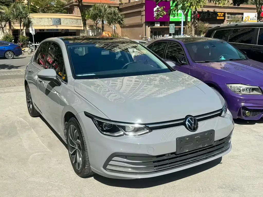 Volkswagen Golf 2022 из CN, фото 2