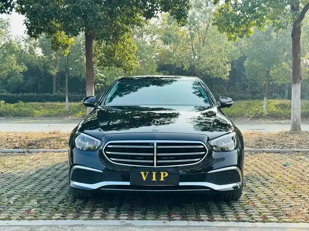 Mercedes-Benz E-Class 2023 из CN, фото 2