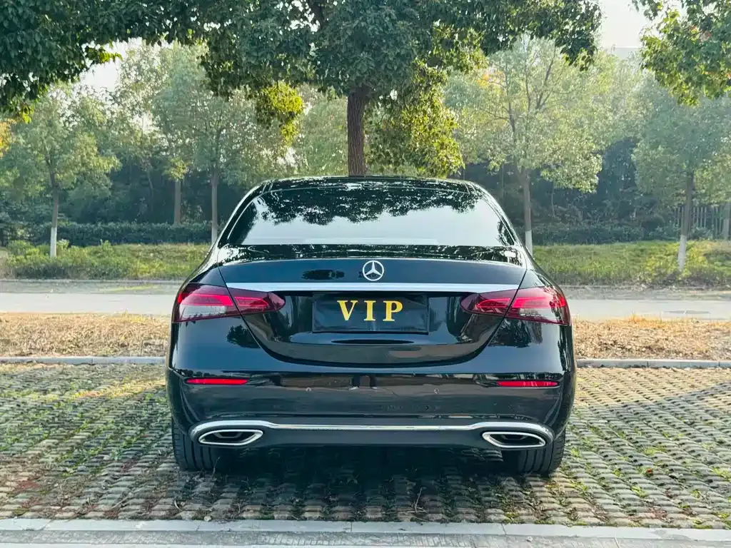 Mercedes-Benz E-Class 2023 из CN, фото 5