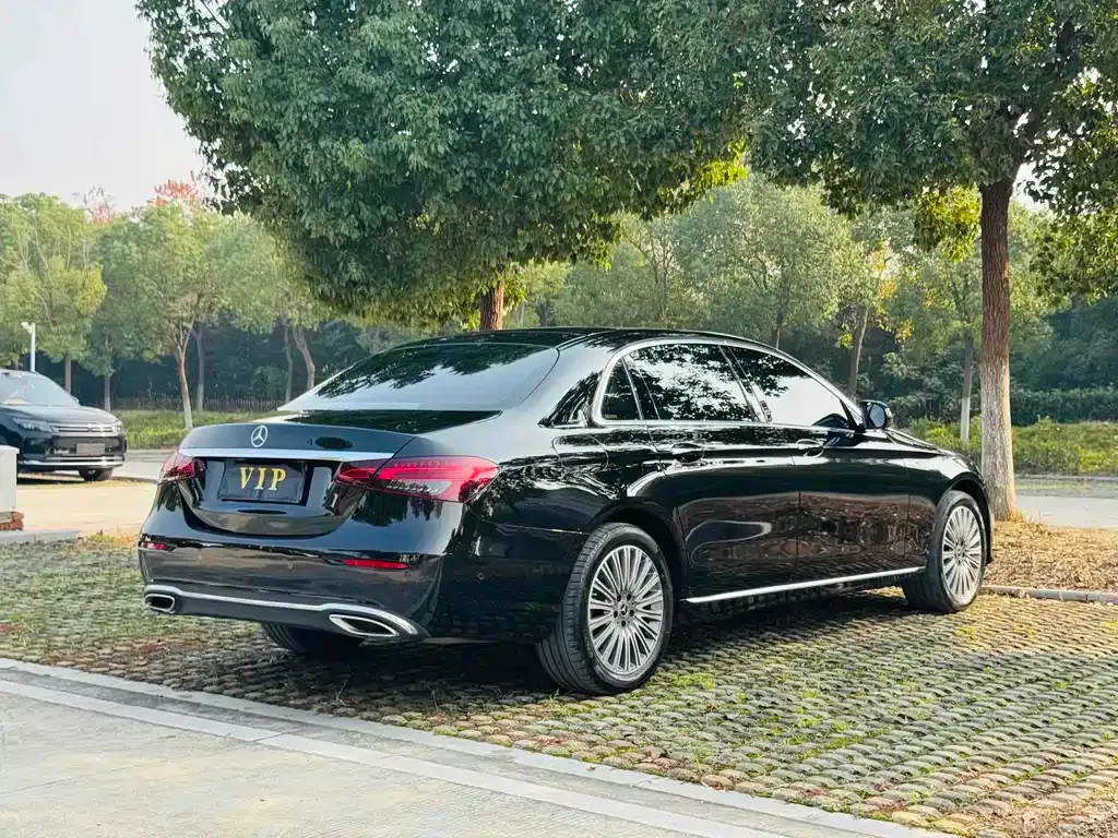 Mercedes-Benz E-Class 2023 из CN, фото 6