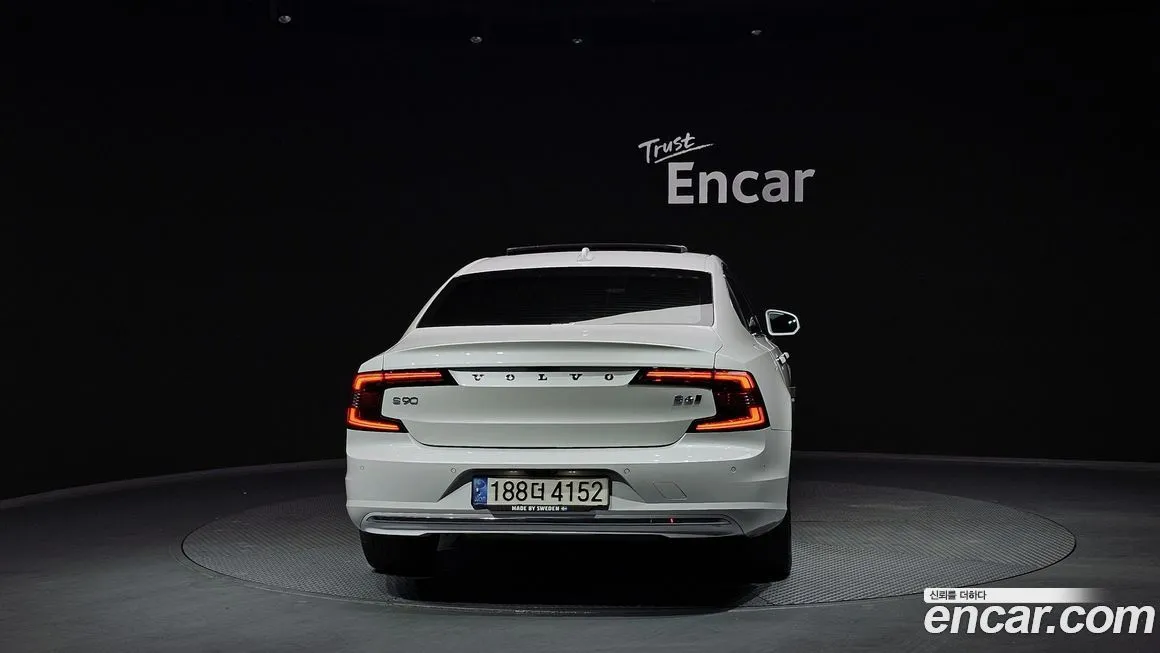 Volvo S90 — фото 4
