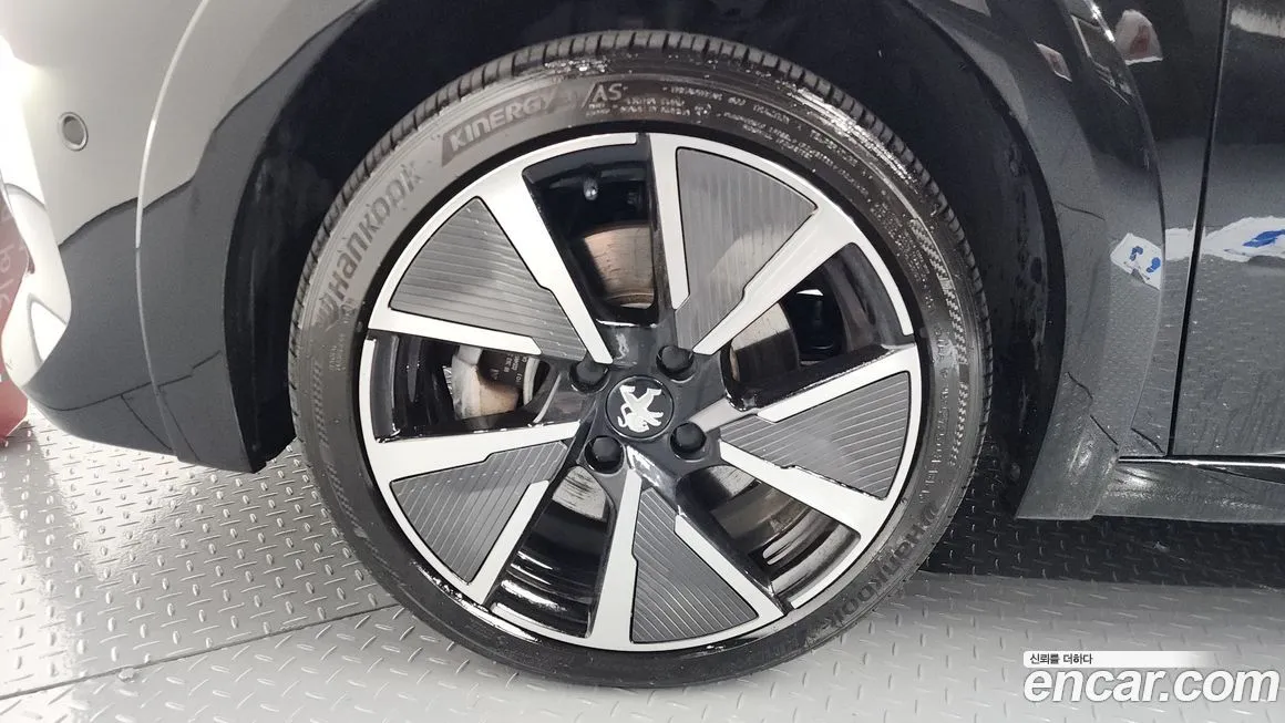 Peugeot 208 2022 из KR, фото 5