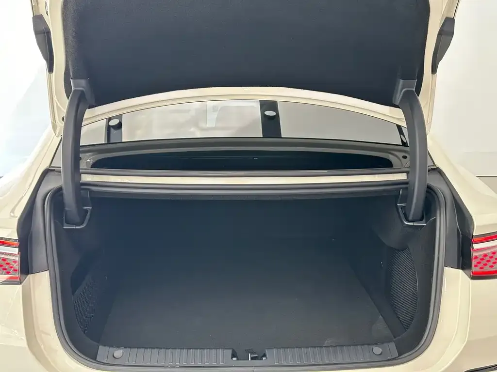 BYD Seal 07 DM-i 2025 из CN, фото 8