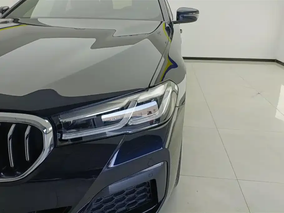 BMW 5 Series 2023 из CN, фото 5