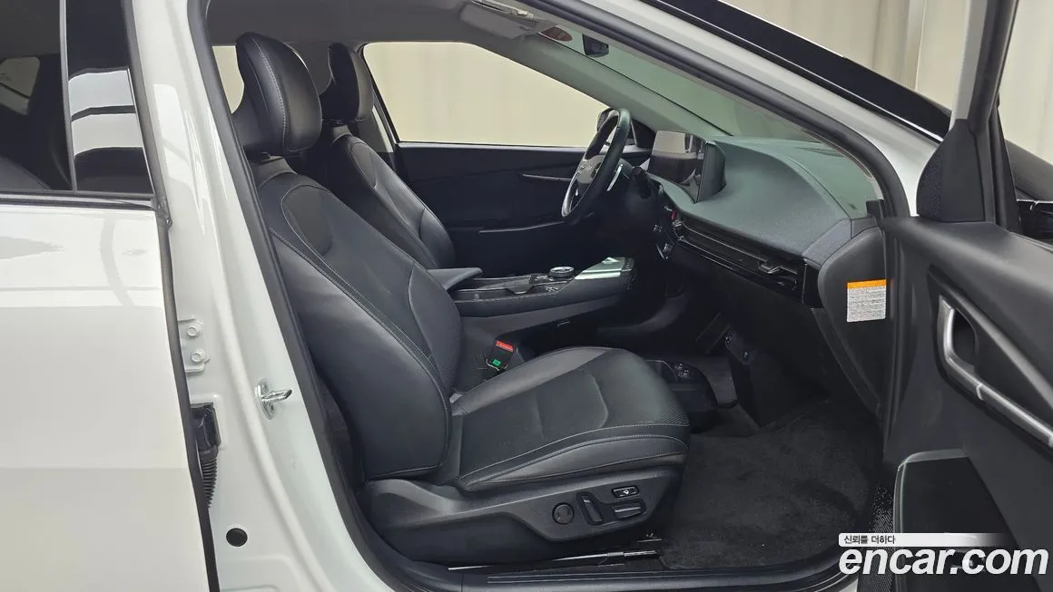Kia EV6 2022 из KR, фото 10