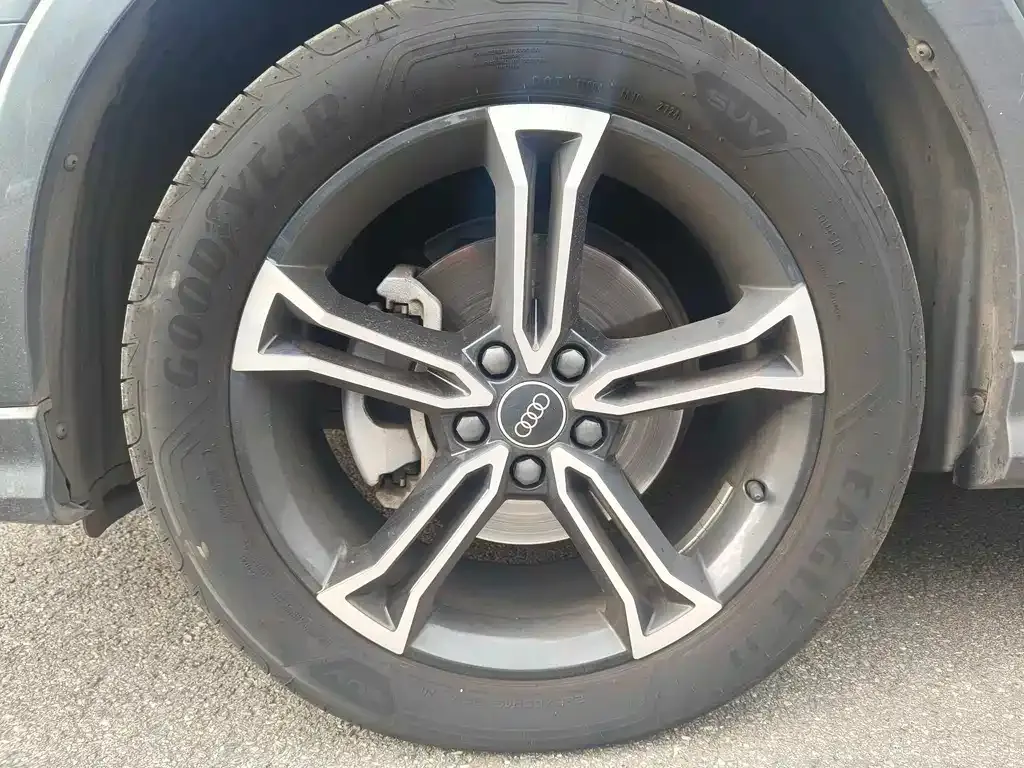 Audi Q3 2021 из CN, фото 6